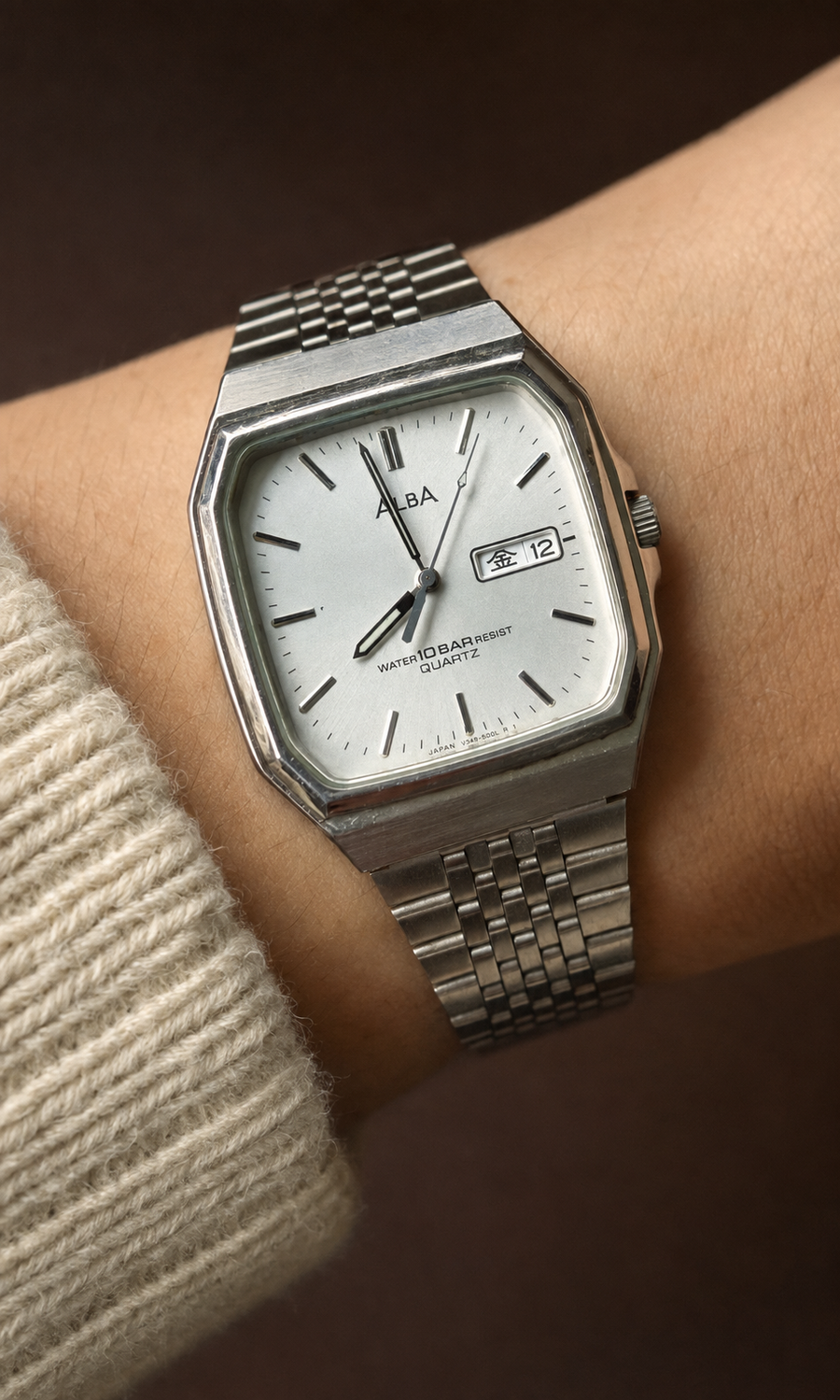Vintage Alba square day-date quartz watch product photo