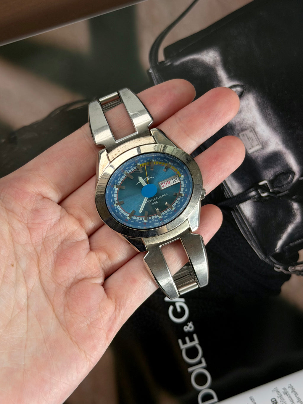 RARE Seiko AKA Alba Water 10 BAR Resist Vintage Watch (Blue Dial)