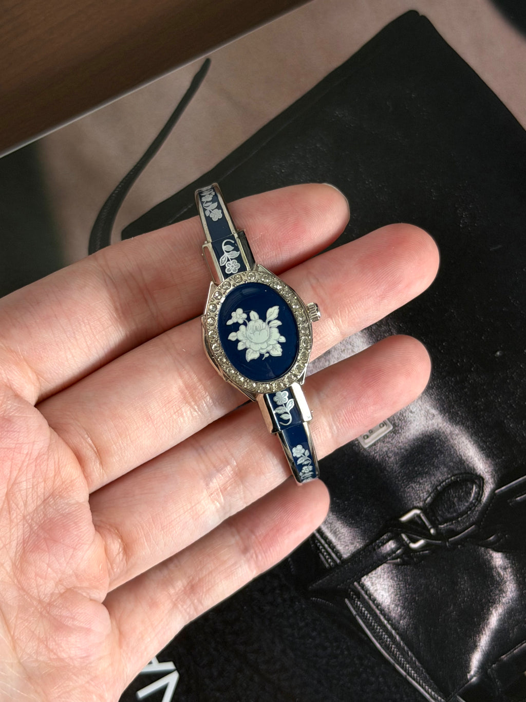Andre Mouche Peekaboo Enamel Floral Bangle Ladies Quartz Watch In Navy Blue