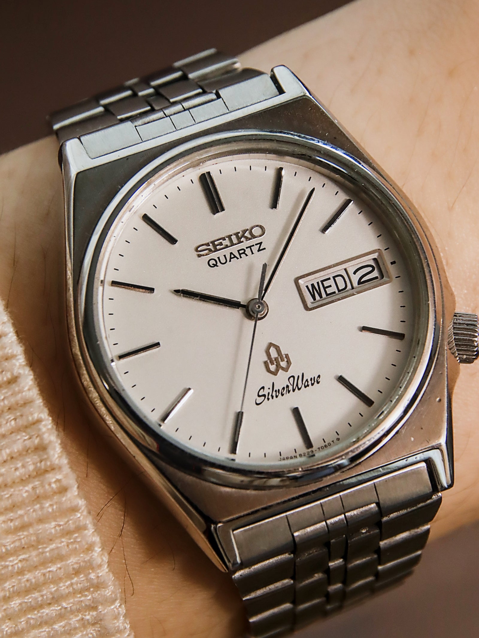 Vintage Seiko SilverWave white dial quartz watch, additional view 6