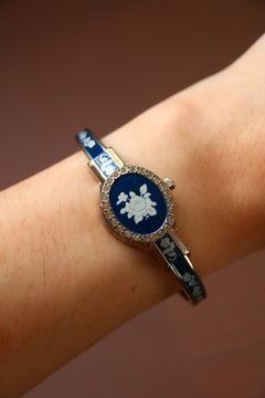 Vintage André Mouche Peekaboo Floral Bangle Quartz Watch thumbnail 2