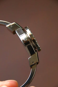 Vintage André Mouche Peekaboo Floral Bangle Quartz Watch thumbnail 7