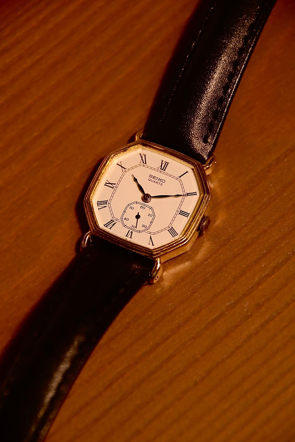 Seiko Socie 1428-5030 vintage watch case detail product image 4