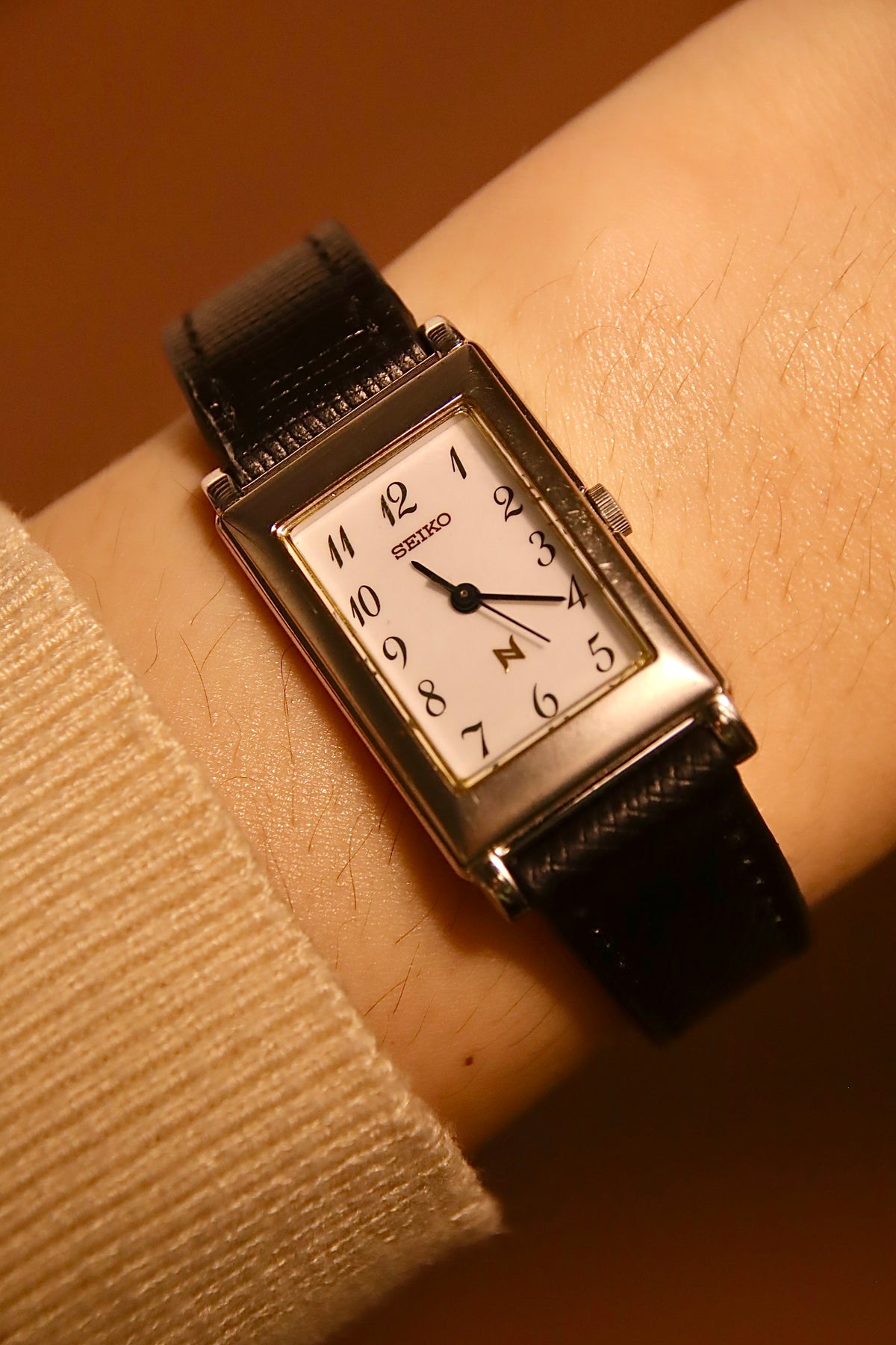 Seiko Noie 4N21-5250 vintage gold-tone tank quartz watch product image 1