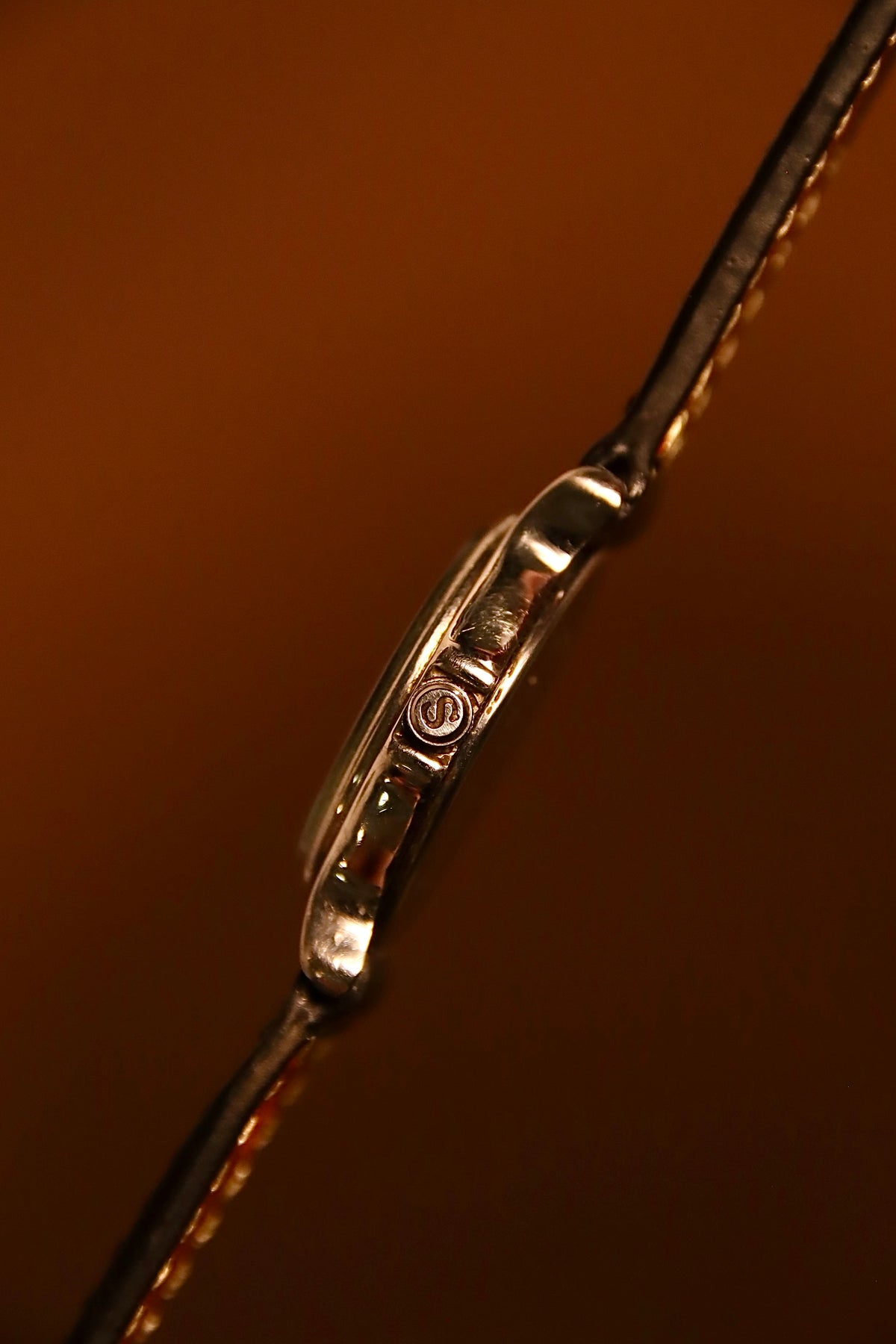 Seiko L’espoir 1F21-0B60 light dial and gold-tone case product image 4