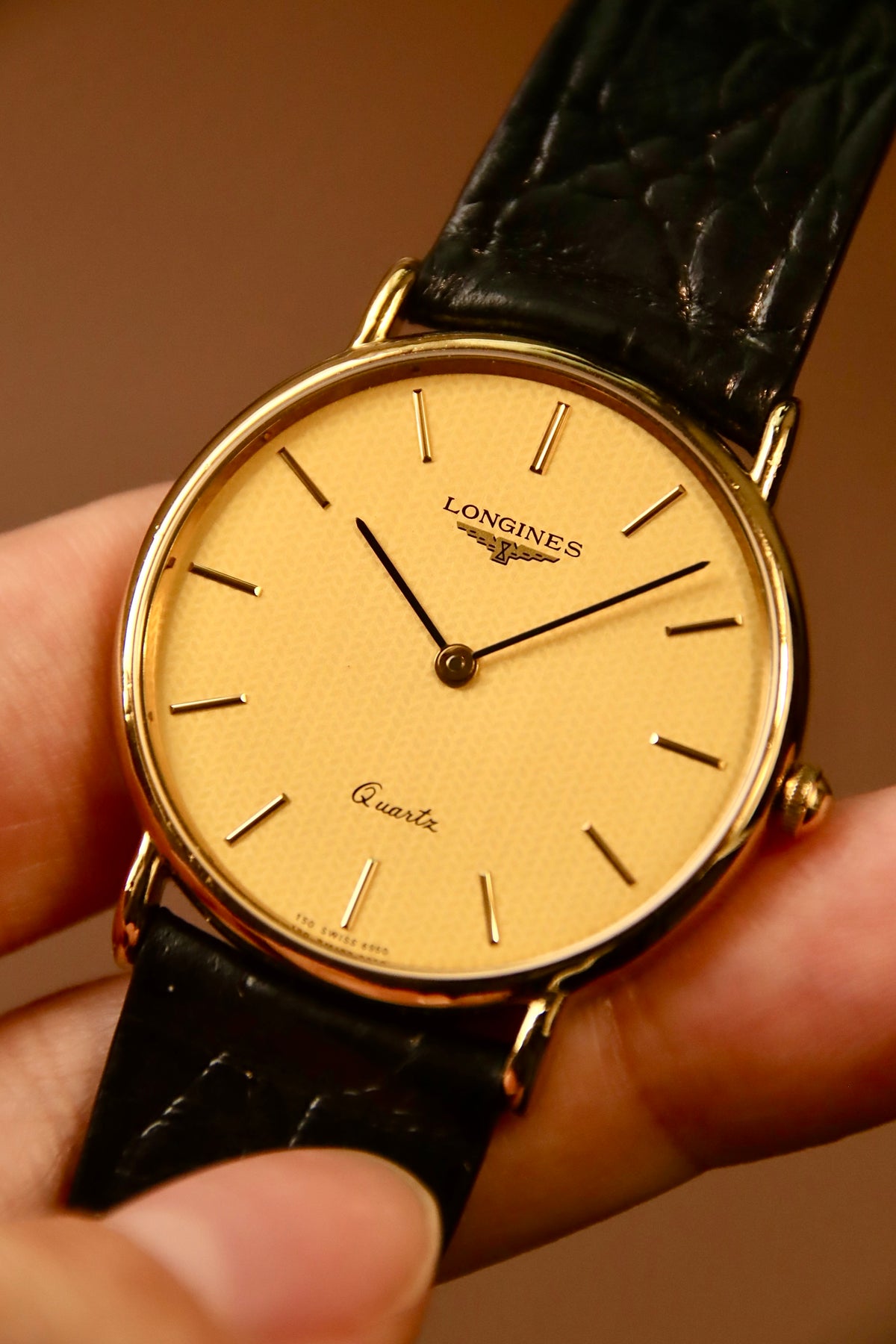 Longines Presence 6799-150 vintage quartz dress watch detail product image 4